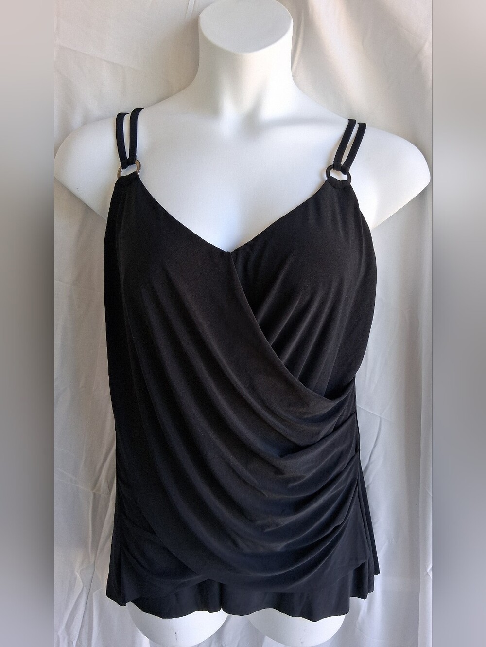 Miraclesuit Black Drape Front Swim Tankini Top Sz 12 Excellent Pre-Owned